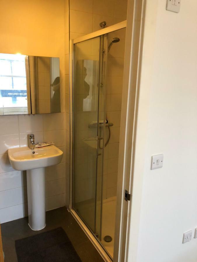 Spacious Clapham Apartments Лондон Екстериор снимка